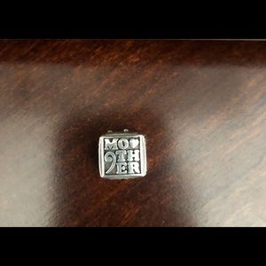 Brighton “Best Mother” Message Cube